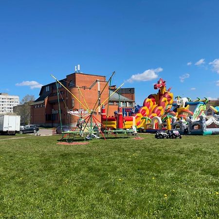 Narva Kangelaste 2 Apartments ภายนอก รูปภาพ